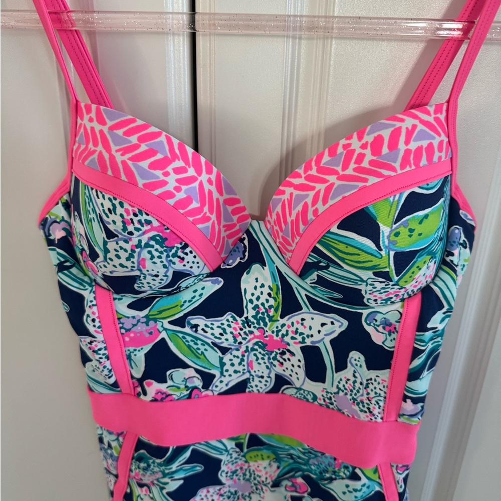 🦩🌴Lilly Pulitzer Palma~Sway This Way Deep Sea Navy, Vibrant Floral Swimsuit🌴🦩 - Picture 3 of 9